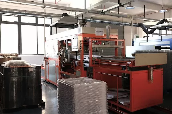 자동차 쉘 생산 워크숍