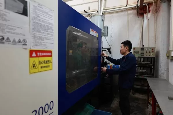 사출 성형 작업장