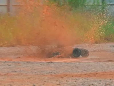 RC 원격 제어 자동차 청소 튜토리얼: 차량의 수명을 연장!