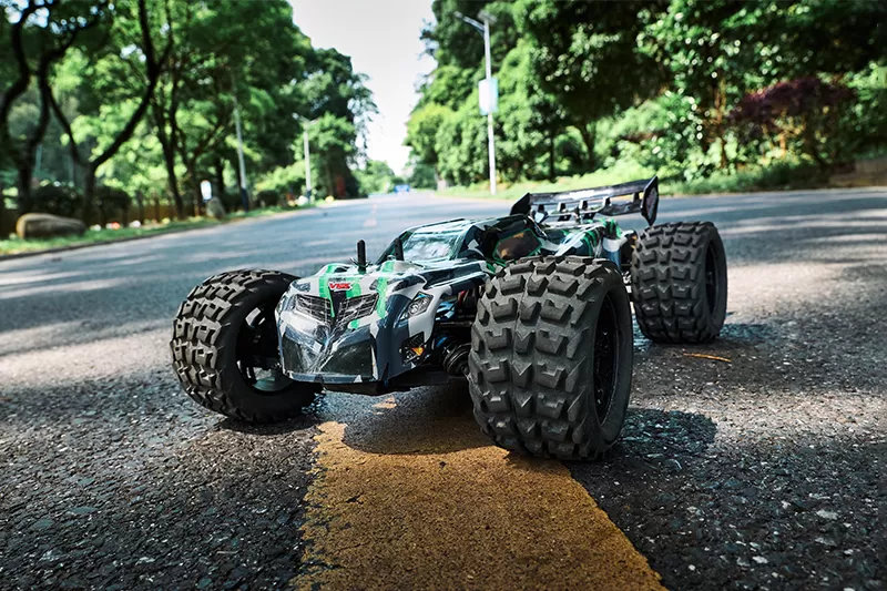 8 스케일 4WD 오프로드 전기 RC 트러기 2.4G 브러시드 고속 RTR #RH817