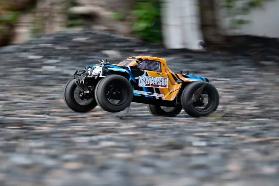 10 스케일 4WD 오프로드 전기 RC 트럭 2.4G 브러시리스 고속 RTR # RH1066