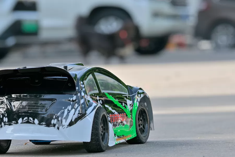 16 스케일 4WD 오프로드 전기 RC 랠리 2.4G 브러시리스 고속 RTR # RH1612